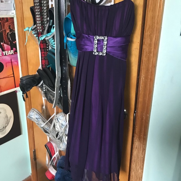 Purple homecoming/prom/formal dress - Picture 1 of 3